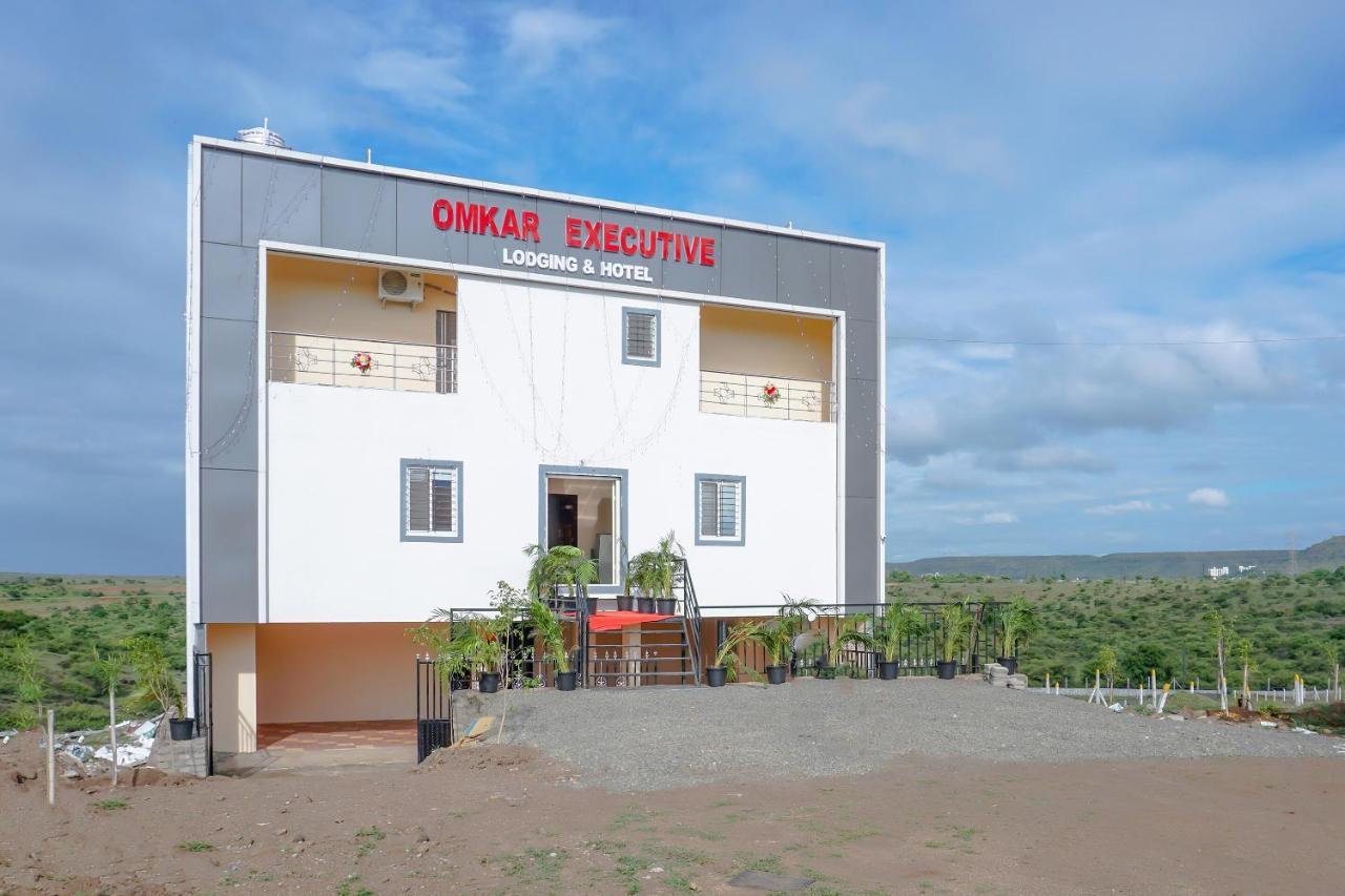 Oyo 81616 Omkar Executive Wagholi Luaran gambar